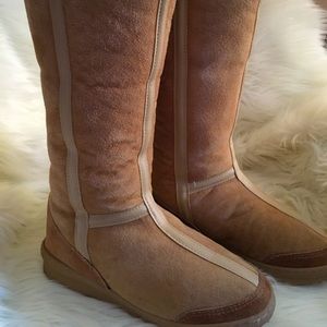 UGG tall boots and gloves bundle